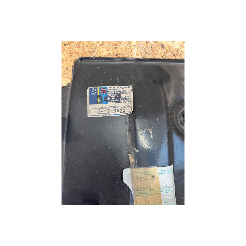Brand New Genuine O/E Peugeot 309 mud flap frame (left) - 7136.23