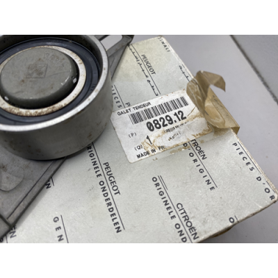 Brand New Genuine OE Peugeot 205 GTi Spring Loaded Tensioner - 0829.12