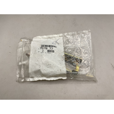 Genuine OE Peugeot 309 Carpet Clips (PAIR) - 7578.77