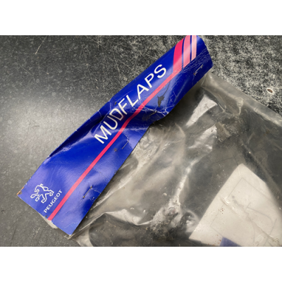 Genuine OE Peugeot 106 Sport and 306 GTi Rear Mudflap Kit with Fixings - 9643.1K