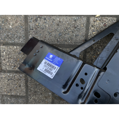 Peugeot 306 5 Door Front Cant Rail Right - 7213.N3
