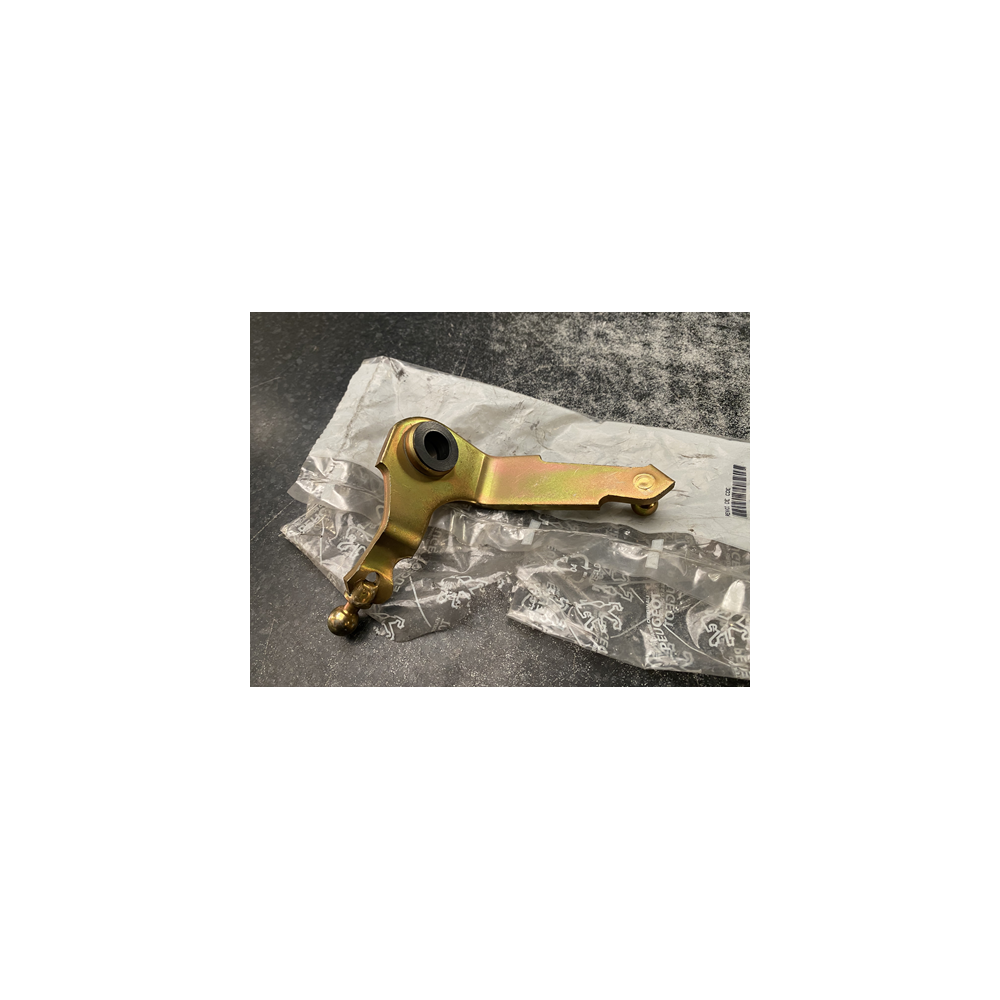 Genuine OE Peugeot 205 Gear Linkage Pivot - 2435.74