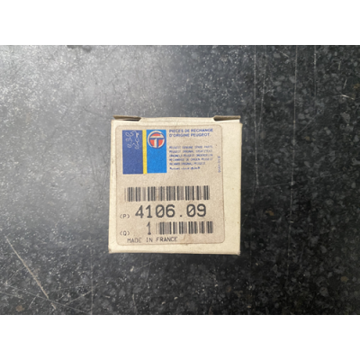 Genuine OE Peugeot 205 GTi steering wheel indicator canceller - 4106.09