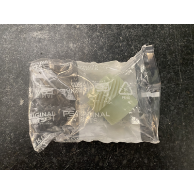 Genuine OE Peugeot 205 309 Speedo Drive (White/Clear) 19 Teeth - 2643.04