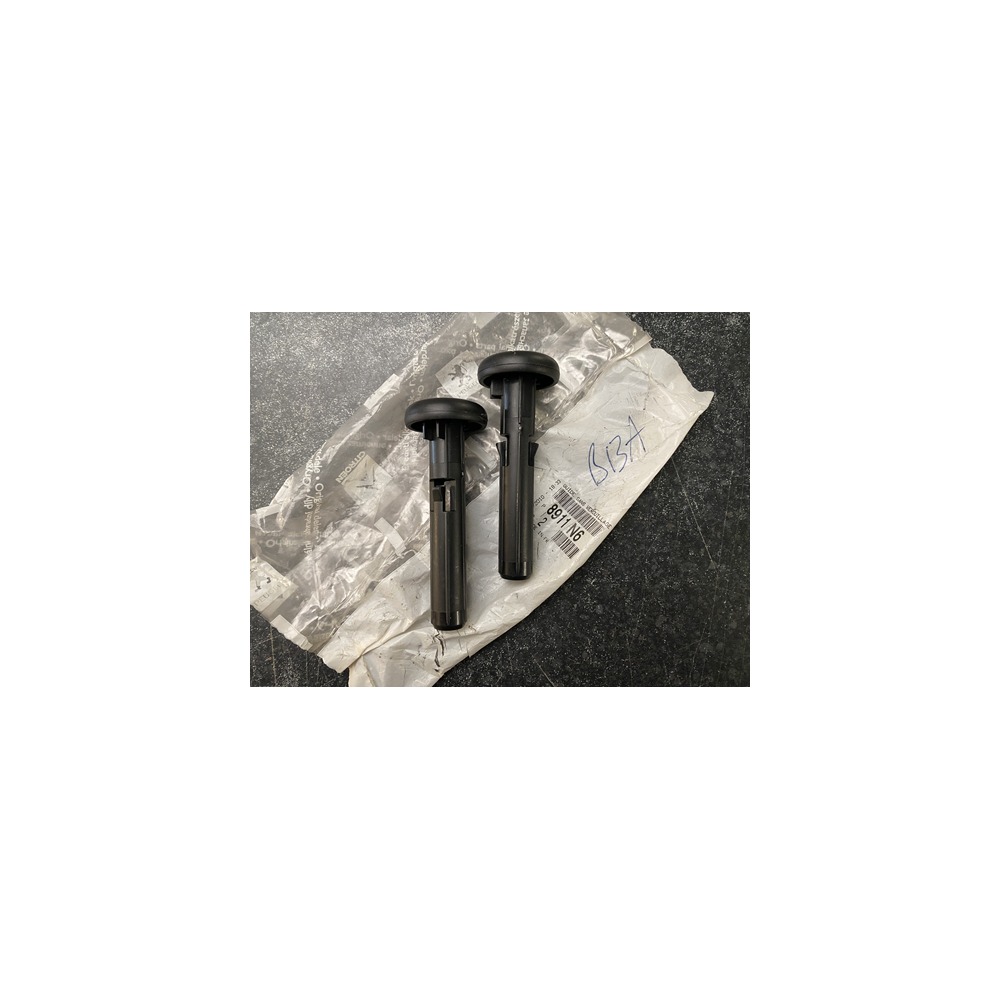 Genuine OE Peugeot 106 Rear Seat Bench Headrest Plastic Insert - 8911.N6