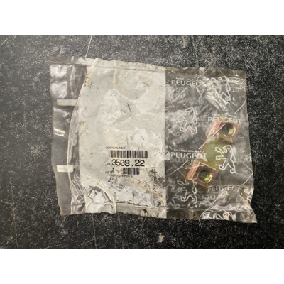 Genuine OE Peugeot 205/309 Front Subframe Rear Mount Plate (1) - 3508.22