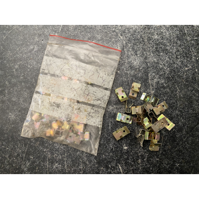 Genuine OE Peugeot 205 Engine Bay Cooling Fan Shroud Retaining Clip - 6992.14