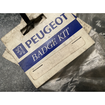 Genuine OE Peugeot Mardi Gras Mudflap Badge KIT (Pair of badges) - 9648.12