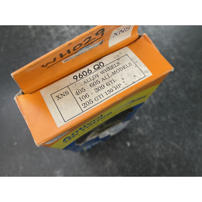 Genuine OE Peugeot 205 GTI 130 Locking Wheel Nuts (Set of 4) - 9606.Q0