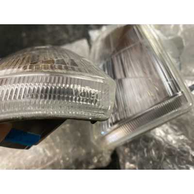 Genuine VALEO Peugeot 205 PH2 Front Indicator Lamps CLEAR *PAIR*