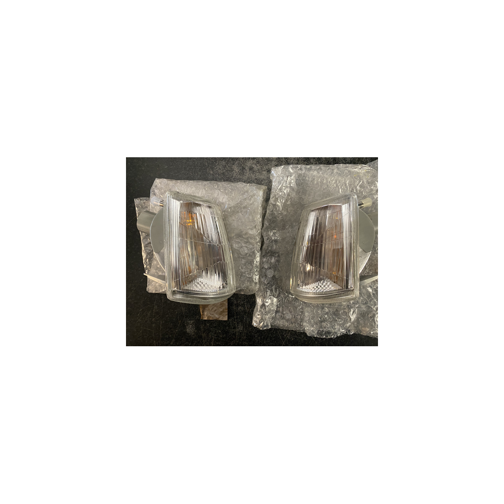 Genuine VALEO Peugeot 205 PH2 Front Indicator Lamps CLEAR *PAIR*