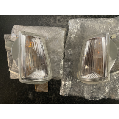 Genuine VALEO Peugeot 205 PH2 Front Indicator Lamps CLEAR *PAIR*