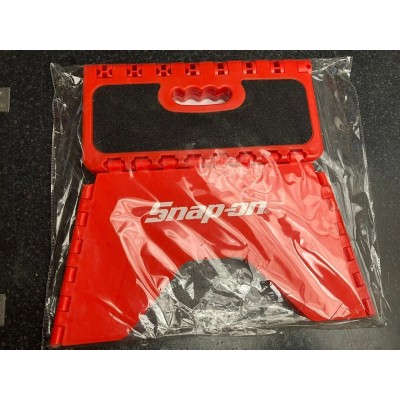 Snap-On Tools (GREEN ORANGE RED) Folding Step Stool for Workshop Garage - SSXRSTPK09