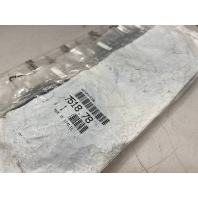 Genuine OE Peugeot Boxer Rubber Plug Cap Black - 7518.78