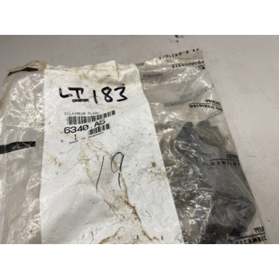 Genuine OE Peugeot 106 Rear Number Plate Lamp Housing - 6340.A5