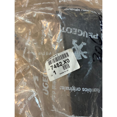 Genuine OE Peugeot 206 Estate Rear Bumper Right Side Strip - 7452.X0