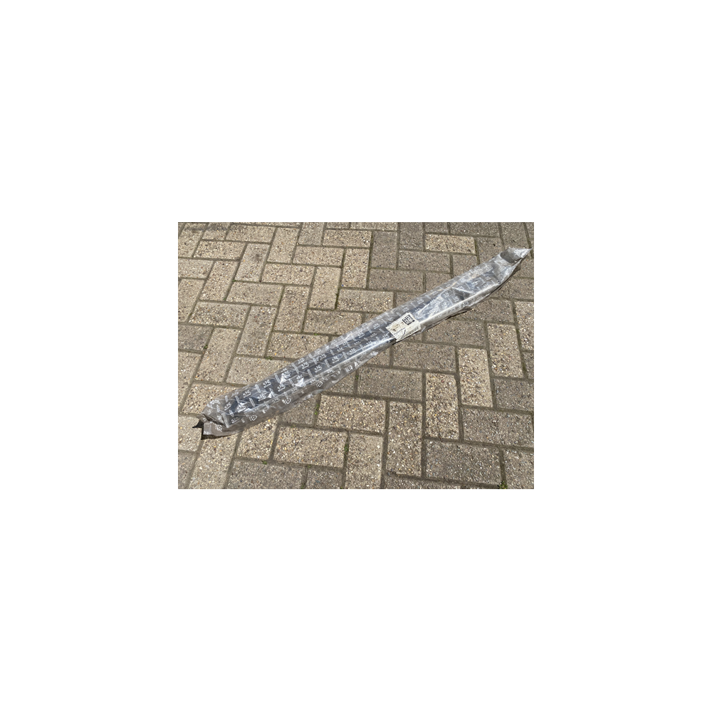Genuine OE Peugeot 405 Right Trim Part Black - 8545.83