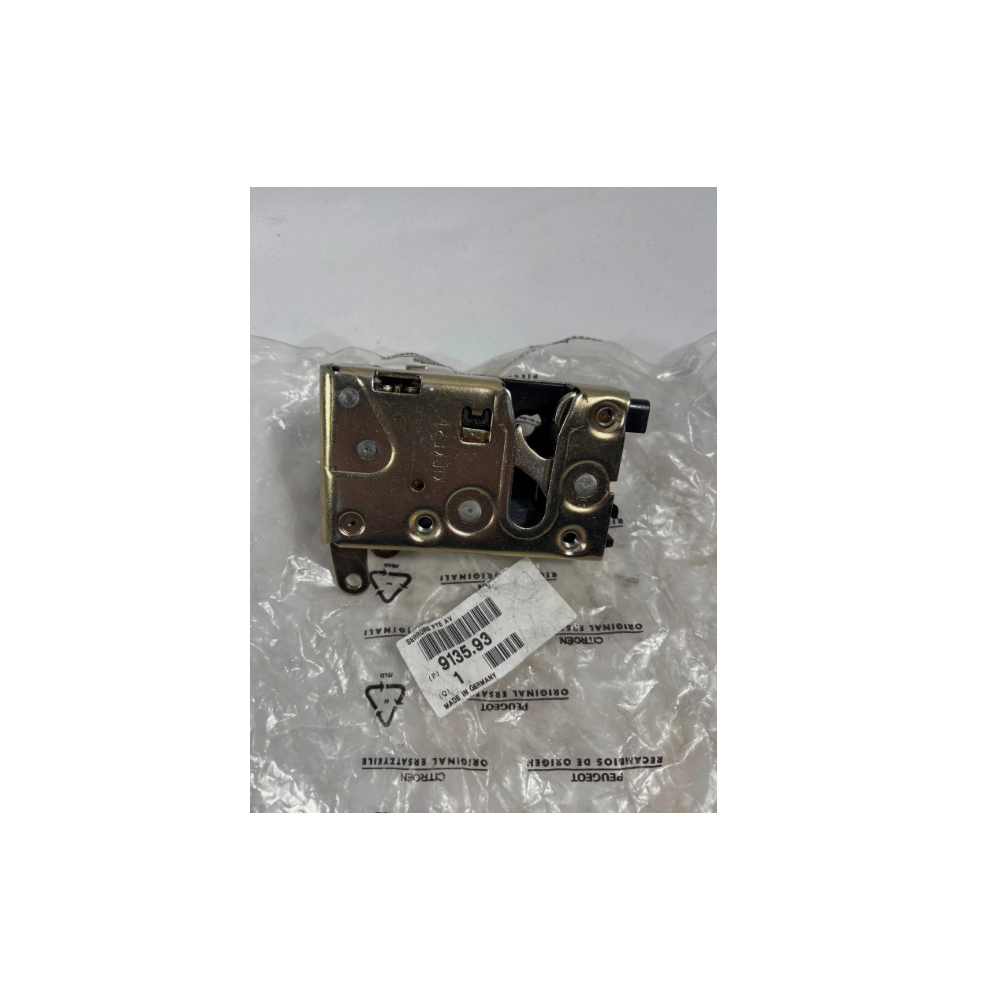 Genuine OE Peugeot 205 3 door & convertible door Lock - 9135.93