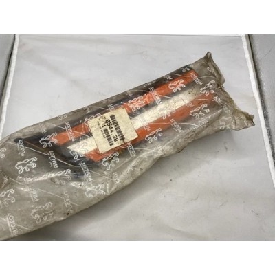 Genuine OE Peugeot 405 saloon offside front wing side moulding - 8544.38