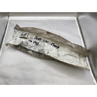 Genuine OE Peugeot 405 saloon offside front wing side moulding - 8544.38